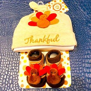 My First Thanksgiving Baby Hat & Bootie Set Thankful